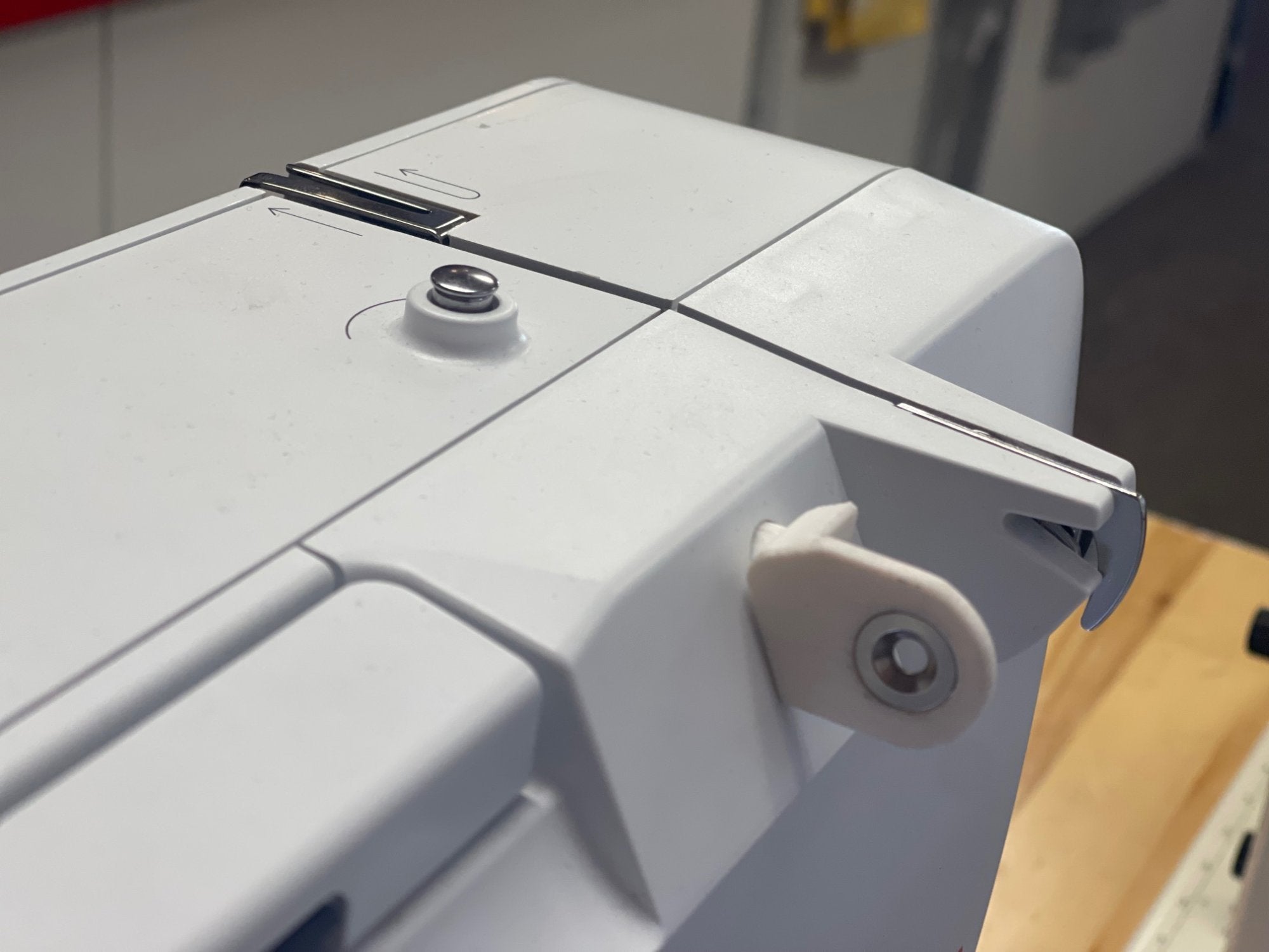 Bernina 7 Series Thread Guide - Stitch - Durango, Colorado Quilt & Sewing Shop